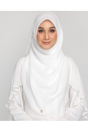 Defect Suri Classic  l Off White